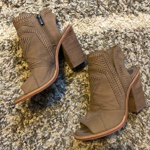 Vince Camuto "Karinta" peep toe booties